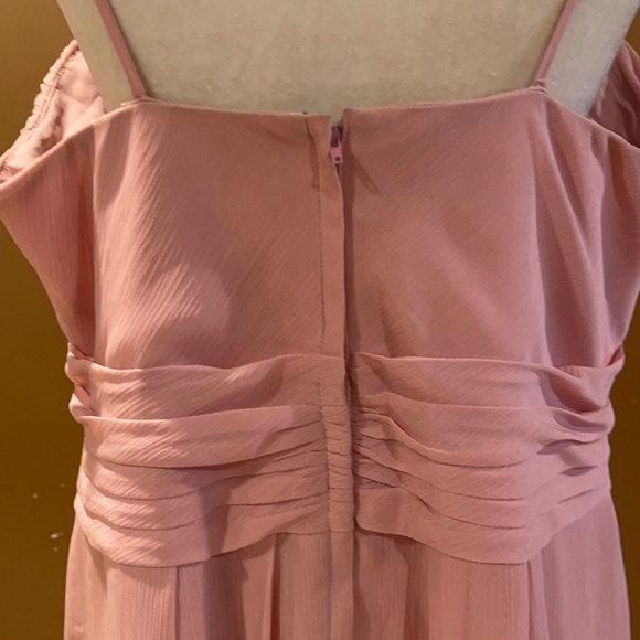 Formal mauve pink long dress. Size 20 Tailored. So it fits more like an 18 - Picture 4 of 8